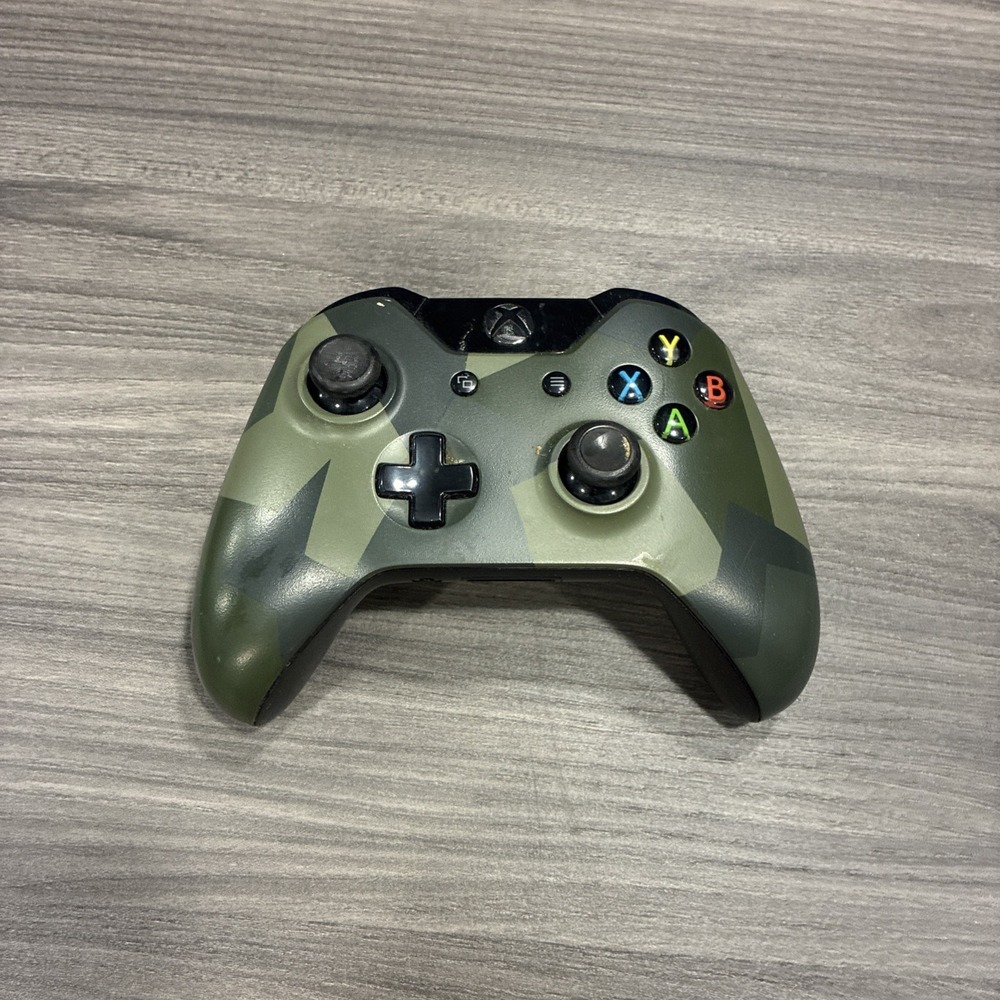 Microsoft Xbox One Armed Forces Camo Controller